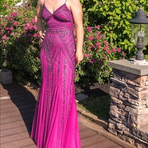 Marina, size 4, fuchsia prom dress
